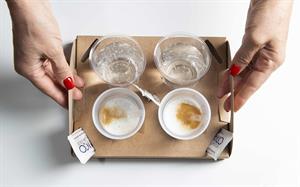 VASSOIO 4 CAPPUCCINO AVANA CON MANICI 325X120X90