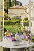 BAMBINA RESINA CON FIORI ROSA H.190