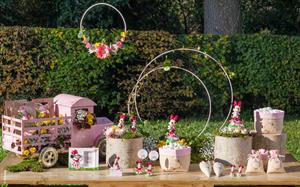 MINNIE RESINA CON FIORI H.10 E SCAT.