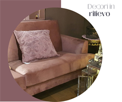 CUSCINO TESSUTO RICAMATO ROSA CM.45X45