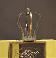 CORONA PORTACANDELA ORO IN METALLO DIAM. 26X38 H.