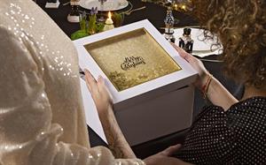 SCATOLA RETTANGOLARE MERRY CHRISTMAS CM.26X19X9,5 H. BIANCA